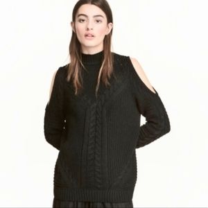 ✨H&M Cold Shoulder Knit Sweater